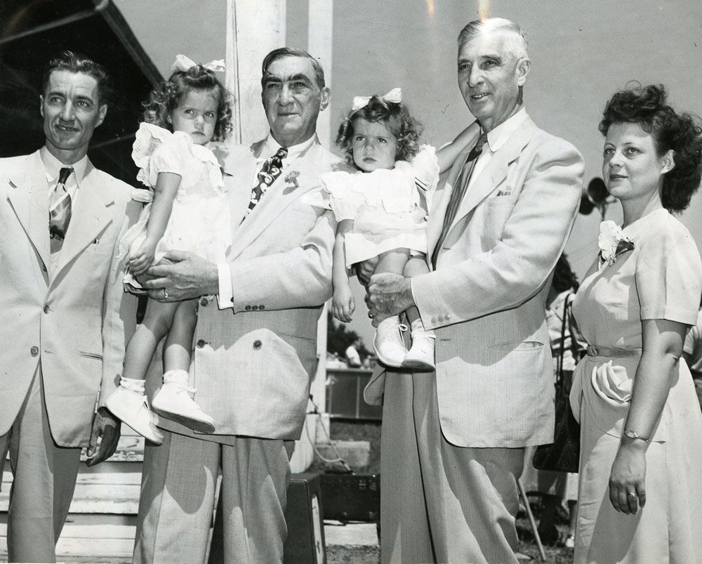 1949: Prize Missouri babies